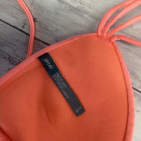 Goth y2k indie normcore gorpcore fisherman Women swim tops size xS aerie - Picture 3 of 3